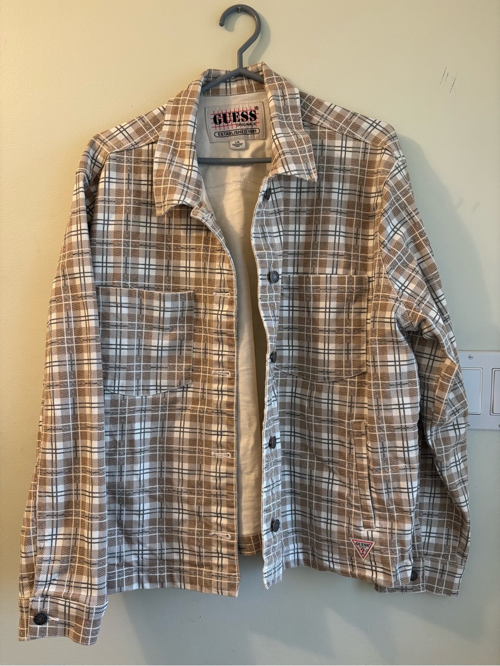 GUESS Women’s Beige Plaid Shirt Jacket